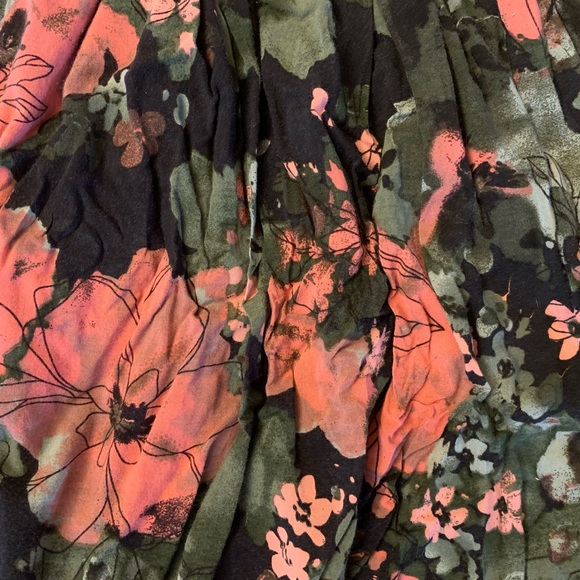 Floral Skirt - Picture 2 of 6